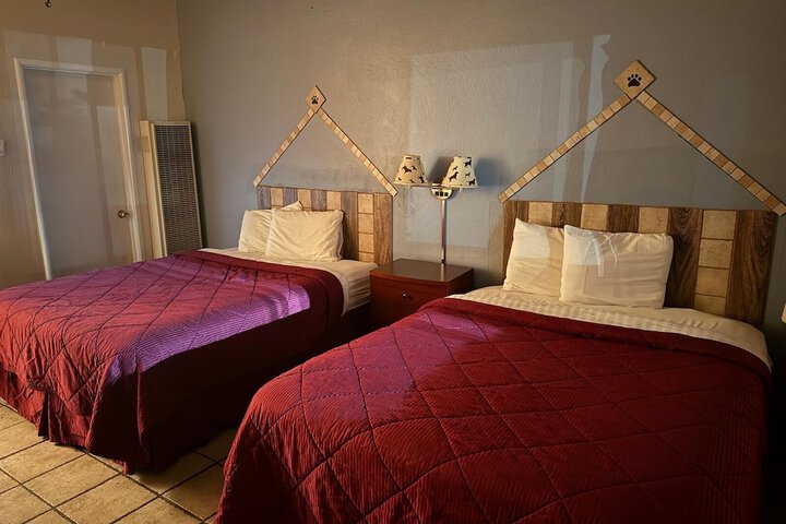 Room 6 of 23