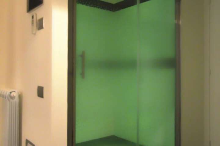 Room 14 of 27
