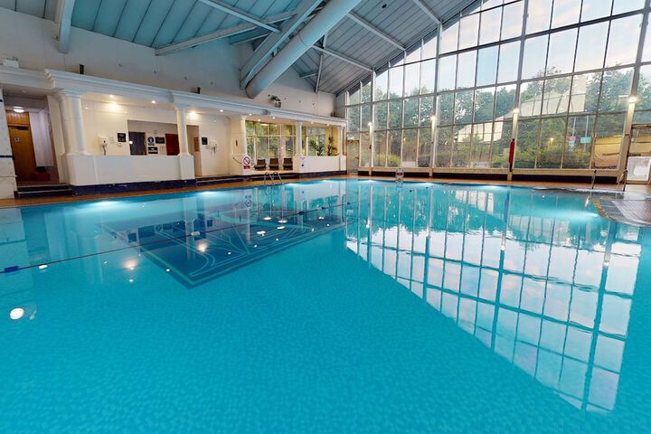 Pool 31 of 61