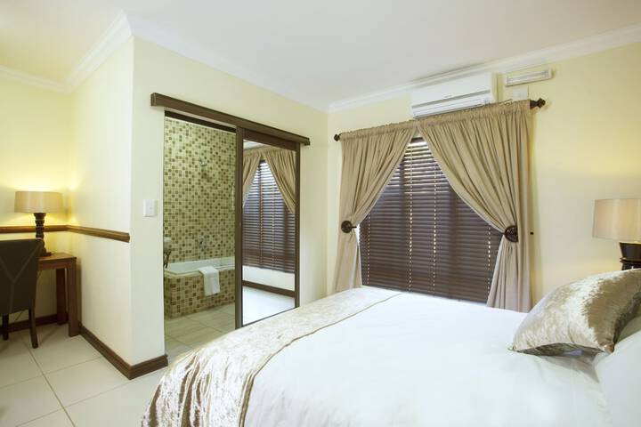 Room 13 of 51
