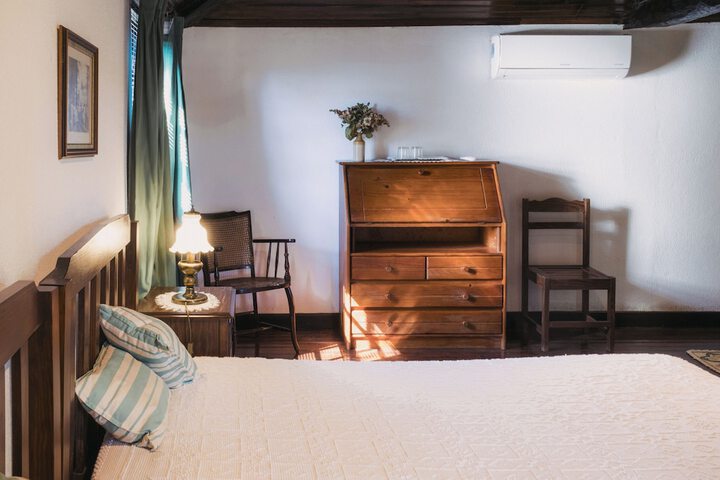 Room 6 of 49