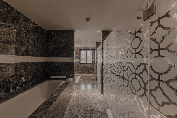 Room 59 of 90