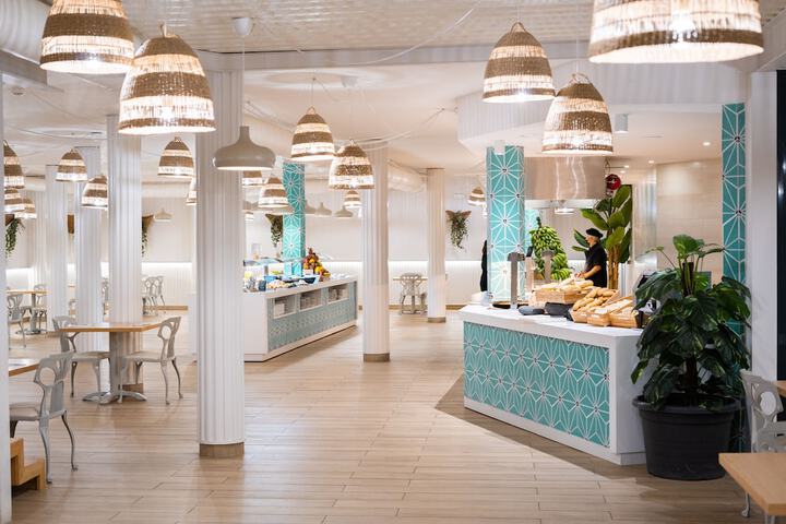 Breakfast area