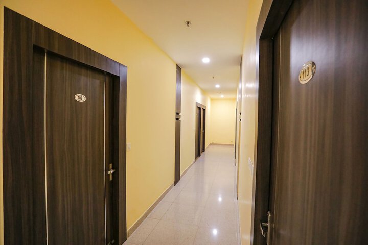 Hotel Interior 4 of 37