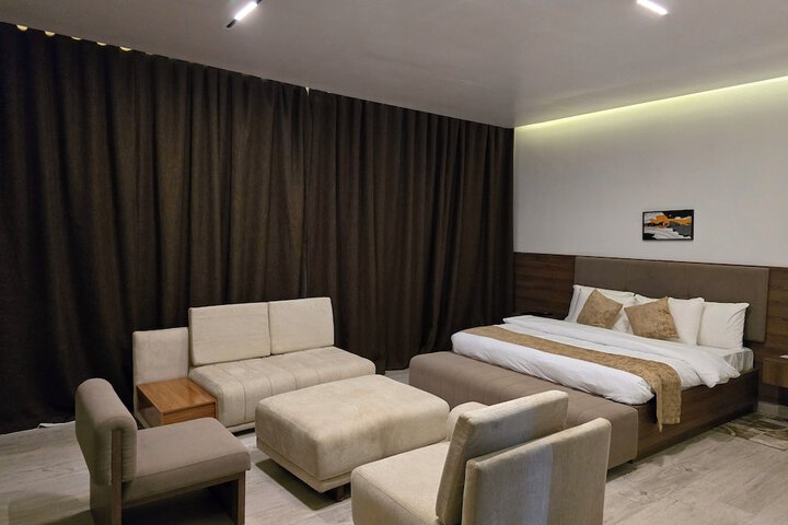 Room 20 of 48