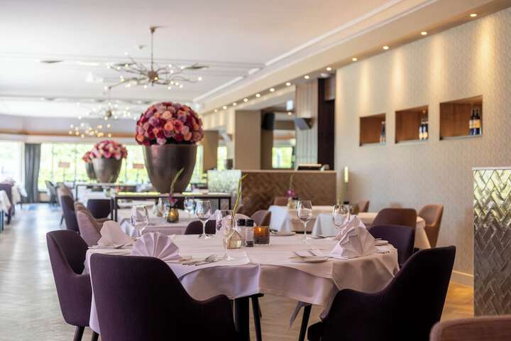 Dining 63 of 74
