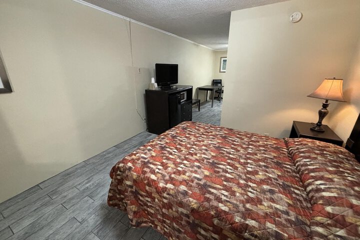 Room 10 of 31