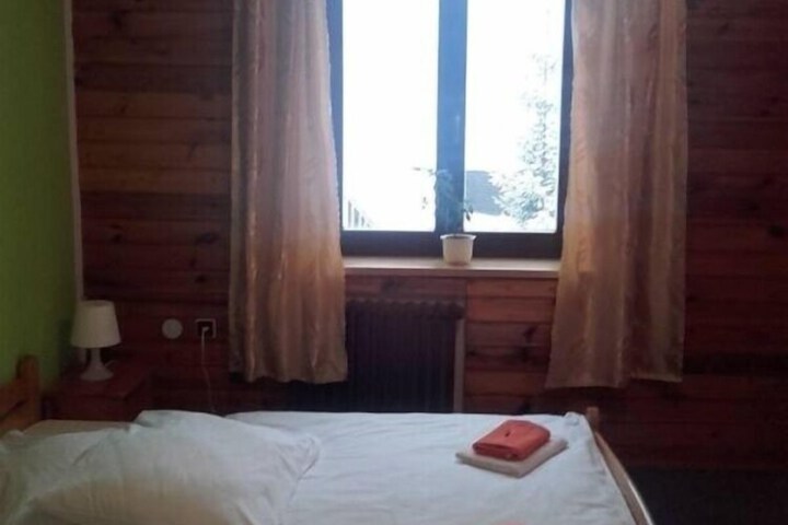 Room 25 of 59