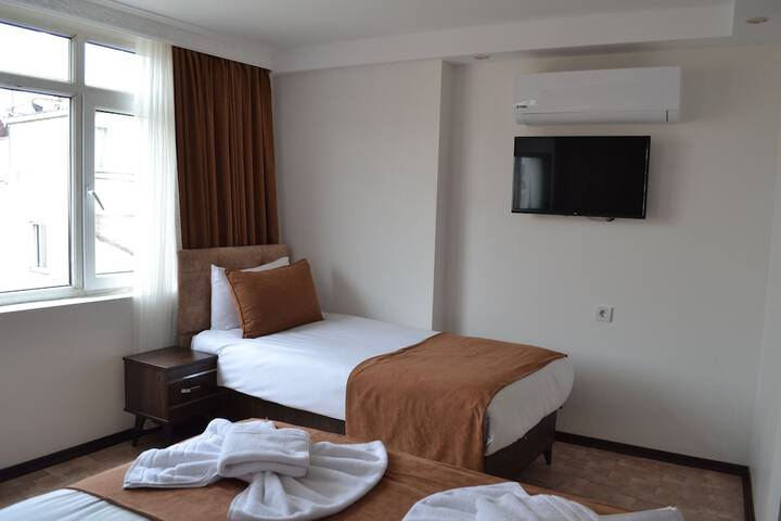 Room 16 of 88