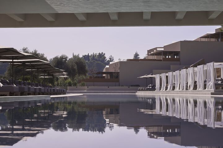 Pool 61 of 115