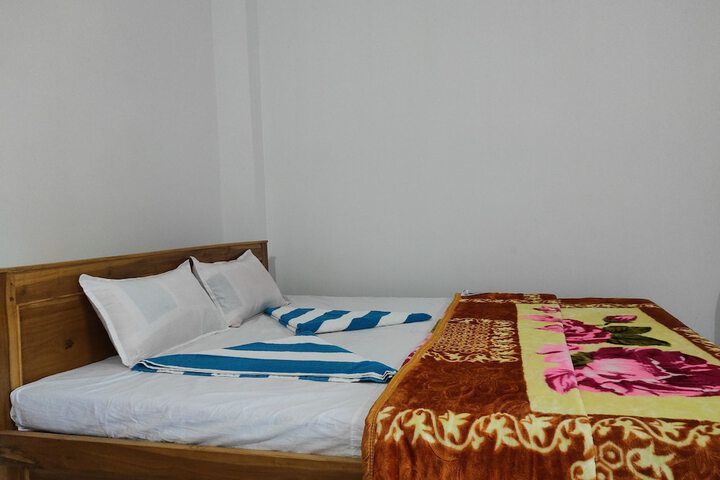 Room 9 of 21