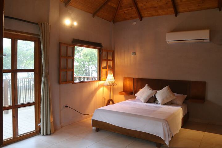 Room 16 of 54