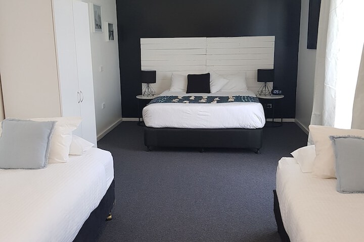 Room 44 of 67