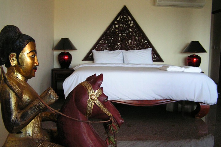 Room 5 of 88