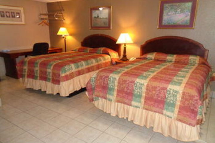 Room 6 of 20