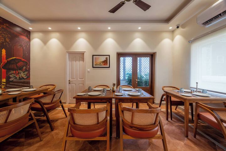 Dining 184 of 226
