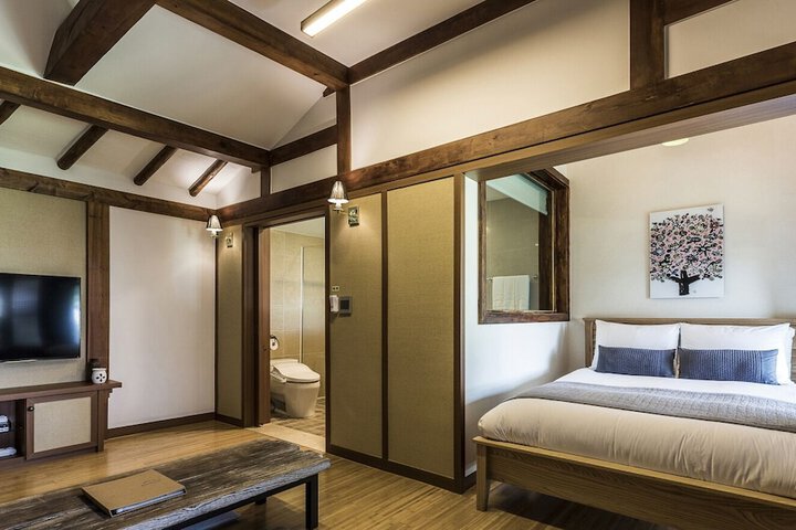 Room 21 of 59