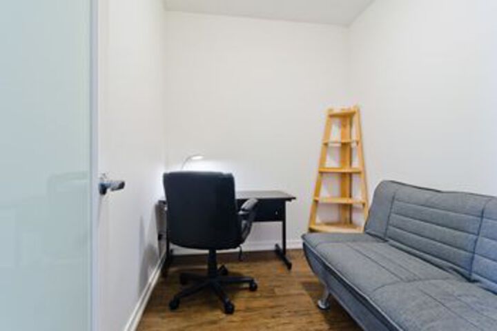 Room 10 of 47