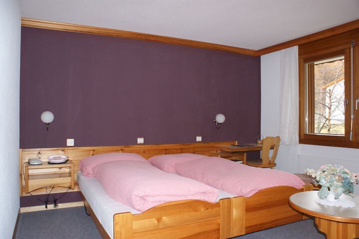 Room 19 of 94
