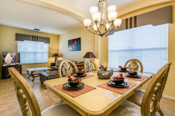 Room 56 of 272