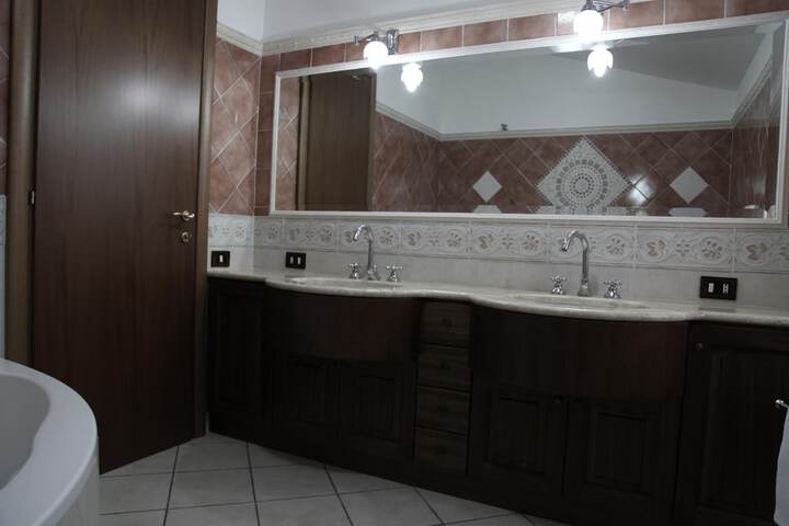 Room 26 of 59