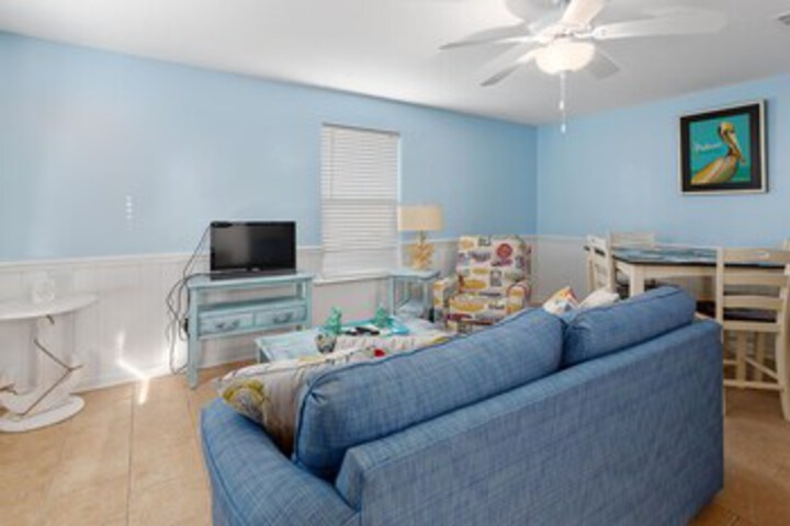 Room 25 of 40