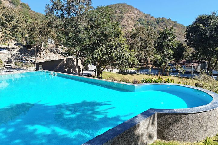 Pool 18 of 46