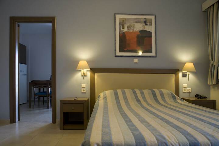 Room 9 of 70