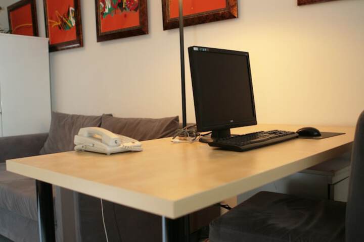 Room 25 of 43