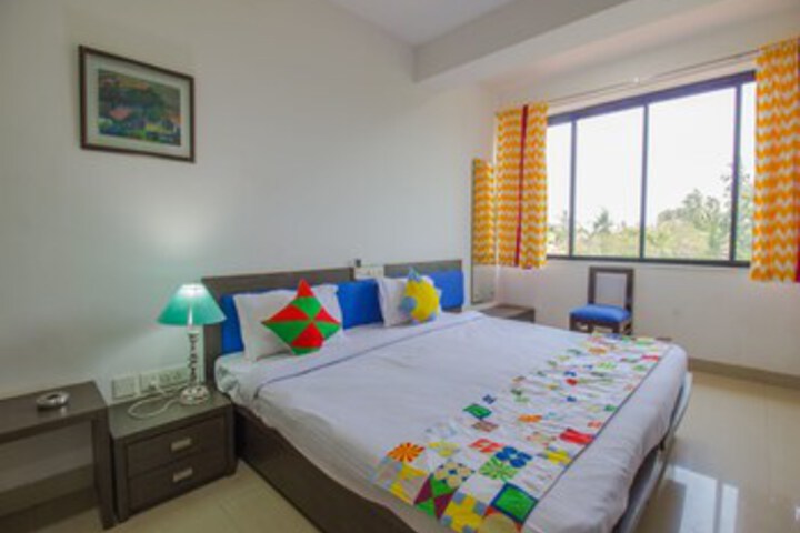 Room 9 of 25