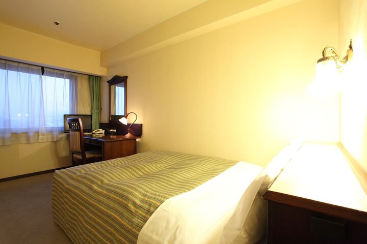Room 7 of 46