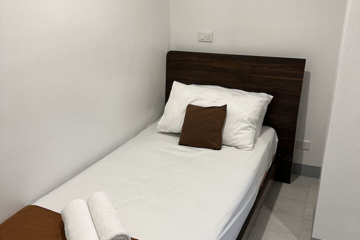 Room 15 of 23