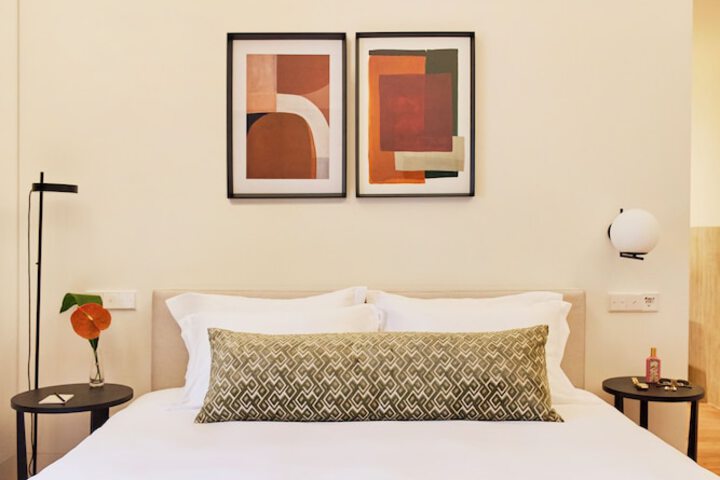 Room 7 of 132