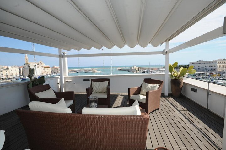 Terrace/Patio 30 of 68