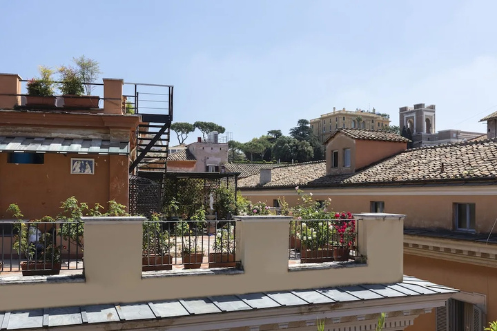 Exterior of Sonder at Palazzo Balestra