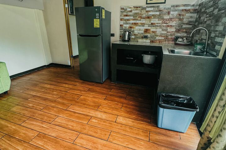 Room 3 of 59
