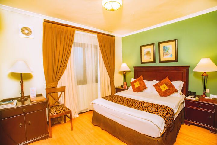 Room 3 of 11