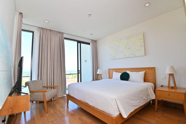 Room 48 of 183
