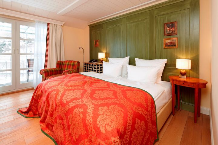 Room 13 of 64