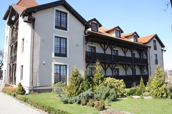 Hotel 64 of 67