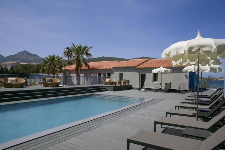 Pool 78 of 125