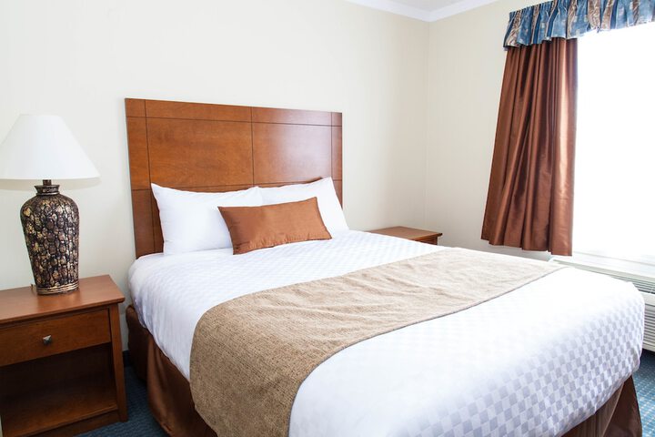 Room 7 of 40