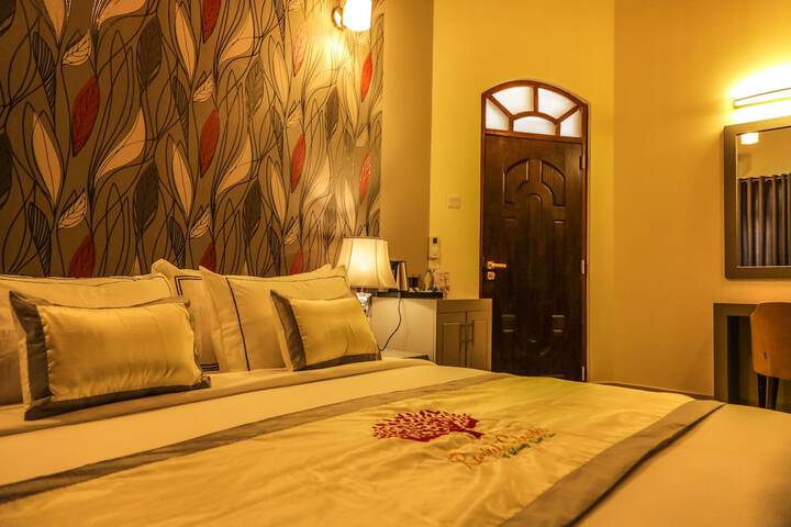 Room 10 of 54