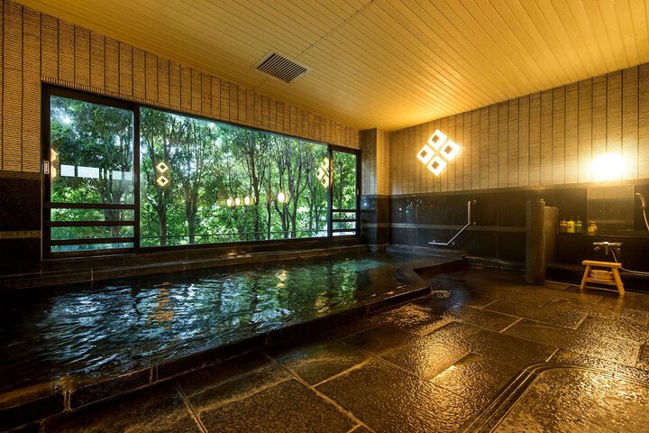 Spa 21 of 49