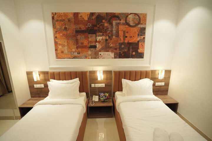 Room 60 of 102
