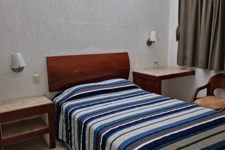 Room 3 of 6