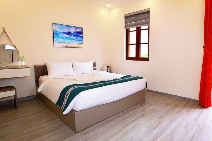 Room 18 of 38
