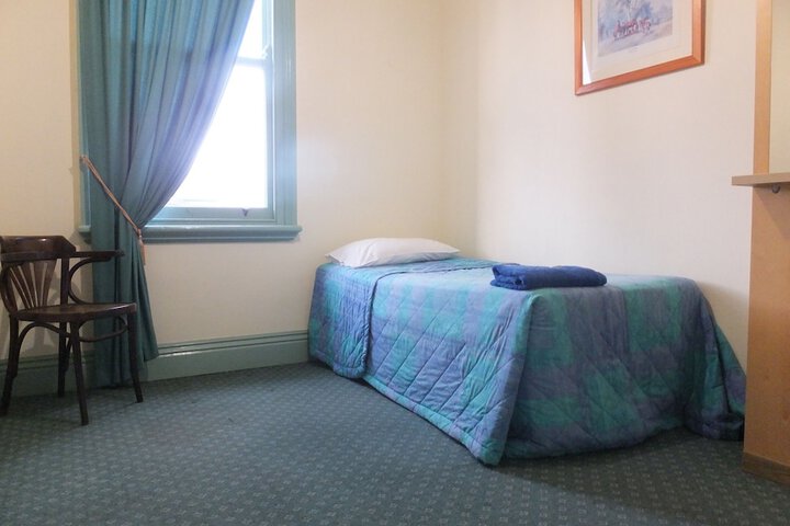 Room 5 of 52