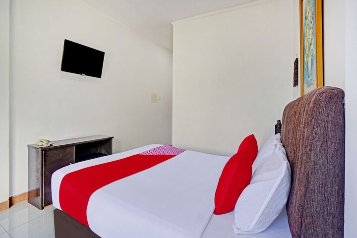 Room 8 of 36