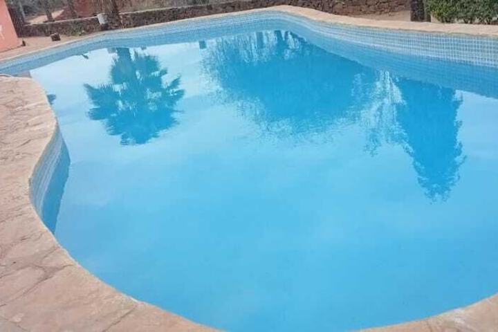 Pool 11 of 52